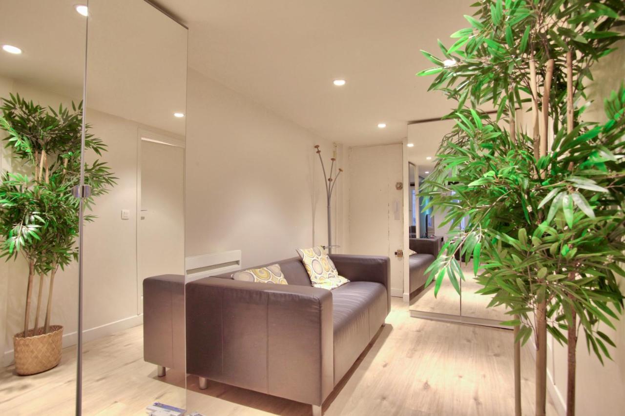 Studio Republique Saint Martin * Parigi
