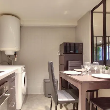 Apartment Studio Republique Saint Martin